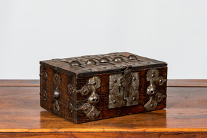 A wrought iron-mounted oak box, 18/19th C.