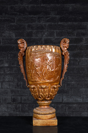 Grande urne en grès patiné à décors mythologiques, France, 19ème