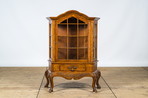 A small oak wooden display cabinet, 20th C.