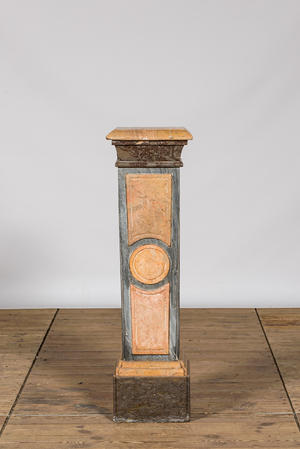 A neoclassical marble stand, 20th C.