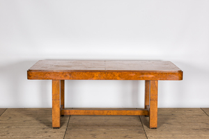 An Art Deco-style burl wood veneered table, 20th C.