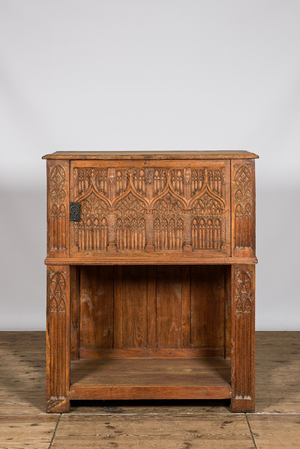 A Gothic Revival bleached oak wooden credenza, 19th C.