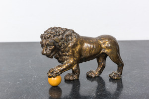 A gilt bronze model of a lion, 19th C.