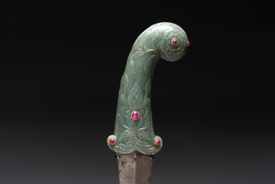 A fine Mughal dagger with a ruby- and gold-inlaid celadon jade hilt, 18th C.